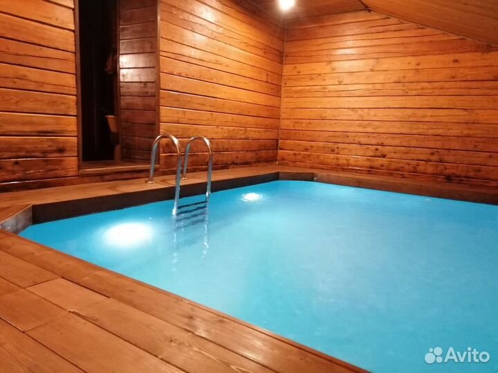 Русская баня на дровах с бассейном