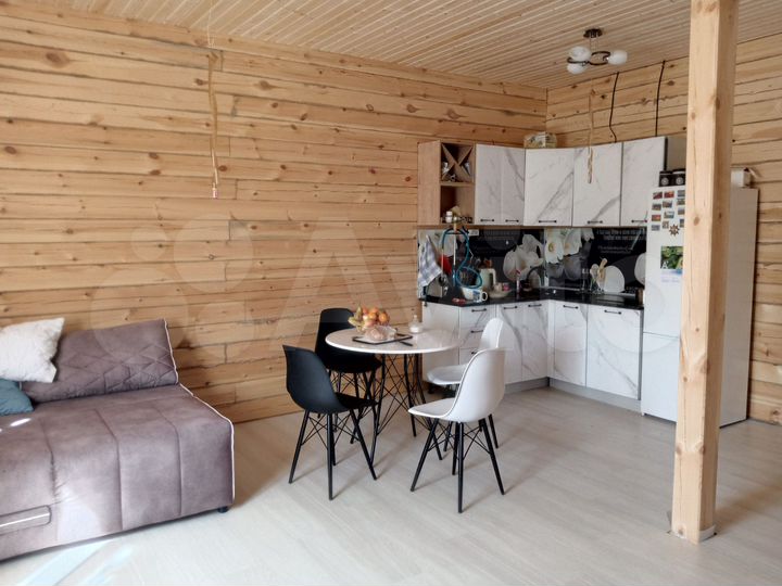 Дом 90 м² на участке 6,5 сот.