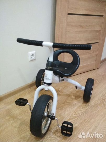 Детский трехколесный велосипед бу