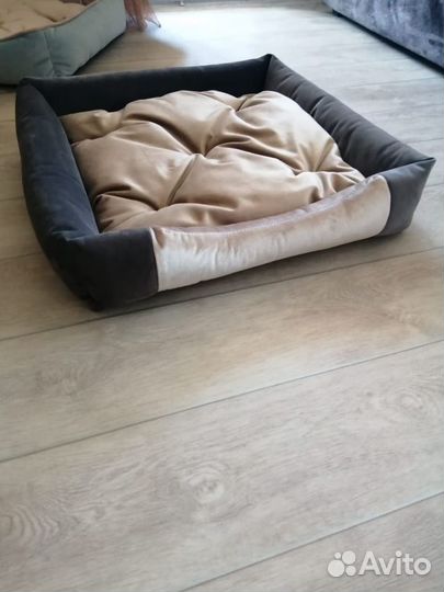 Лежаки для кошек и собак