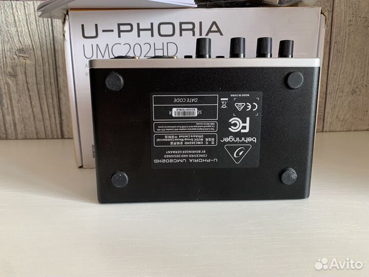Behringer umc202hd веешняя звуковая карта