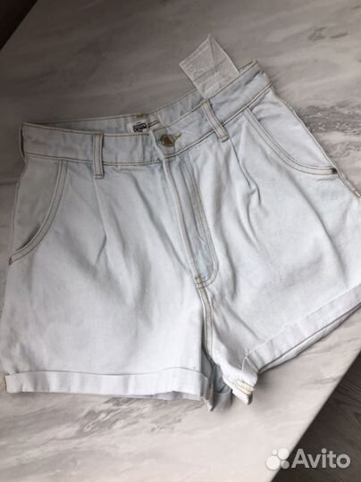 Рубашка и джинсовые шорты zara