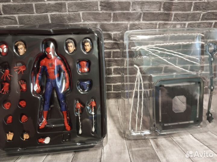 Фигурка Человек-паук