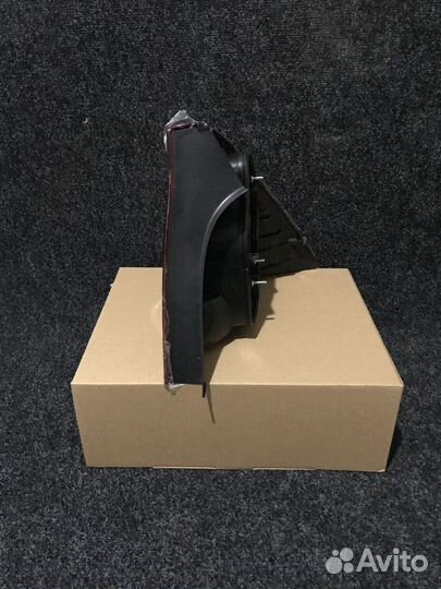 Задний левый фонарь форд Focus 2 седан