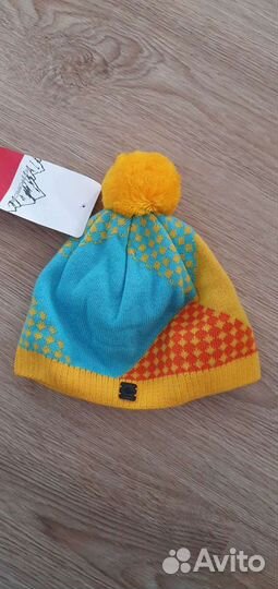 Новая вязаная зимняя шапка еврозима