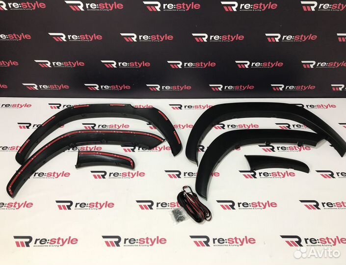 Фендера Toyota Hilux Pick Up с 2016 R672