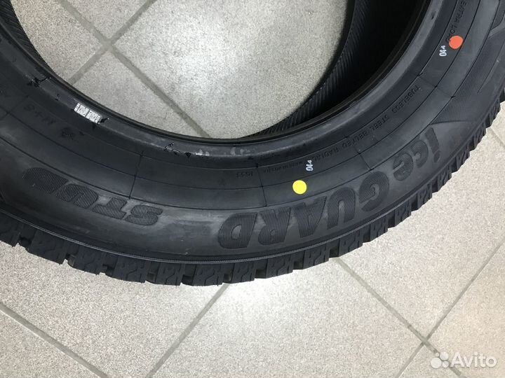 Yokohama Ice Guard IG55 215/60 R16 99T