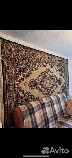 Ковер шерстяной