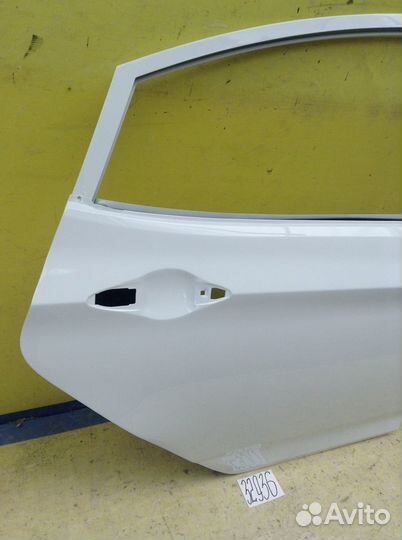 Hyundai Solaris седан Дверь Задняя Правая