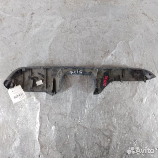 Накладка двери передняя левая Ford Focus 2