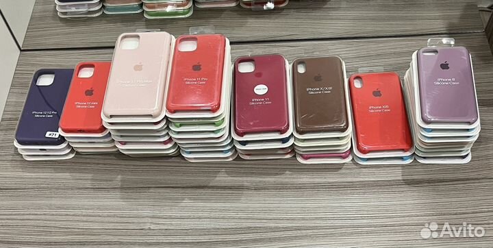 Лот чехлов Silicone Case для iPhone