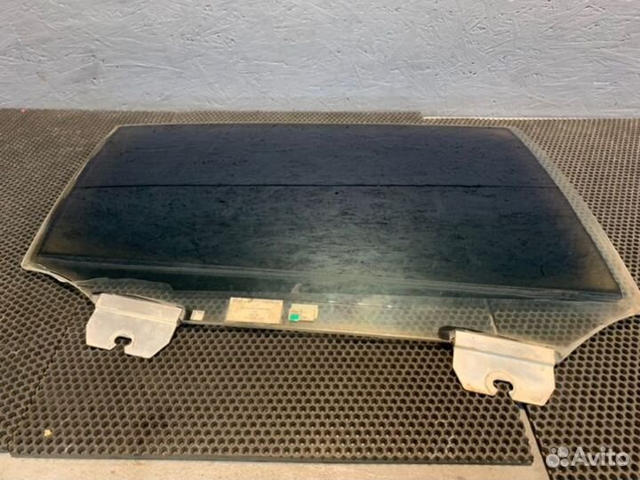 Стекло двери заднее правое Bentley Continental