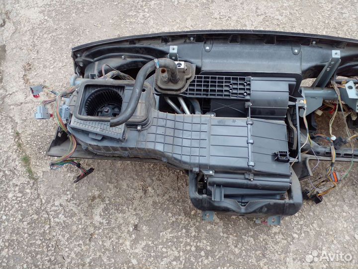 Торпедо УАЗ патриот