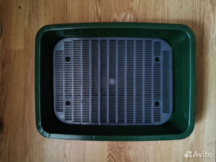 Лоток с решеткой для кошек