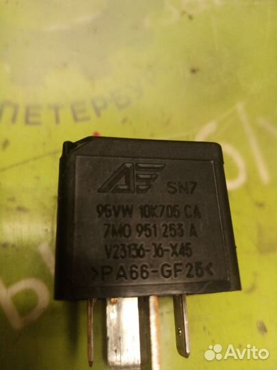 Реле вентилятора Vw Sharan 7M AWC 1.8 турбо 2002