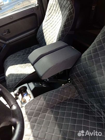 Подлокотник Нива Шевроле Нива