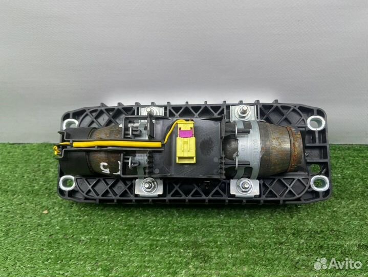 Подушка безопасности пассажира Volkswagen1k0880204l