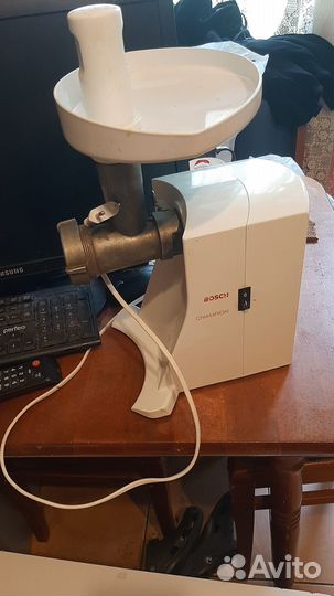 Продам электро мясорубка bosch