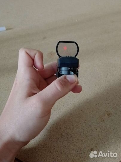 Голографический прицел