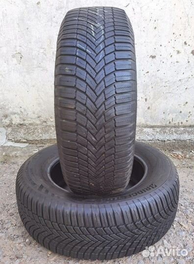 Bridgestone Weather Control A001 215/65 R16 102V