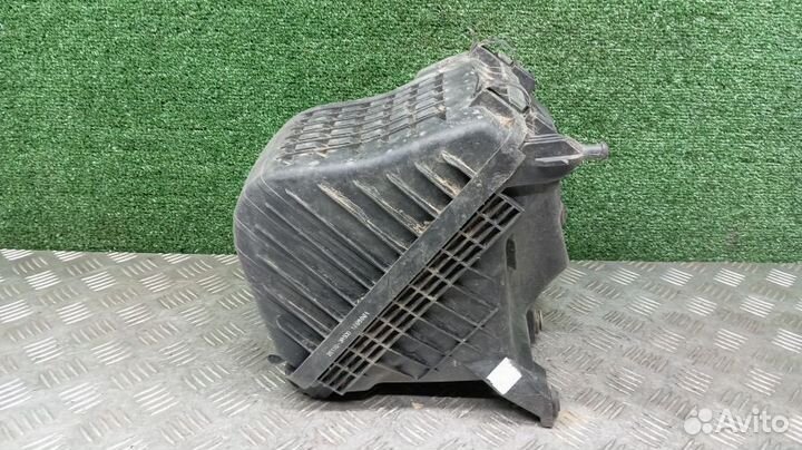 Корпус воздушного фильтра Hyundai Grandeur