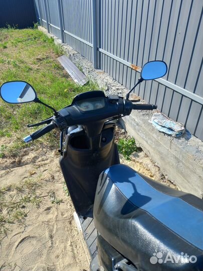 Скутер 150 кубов