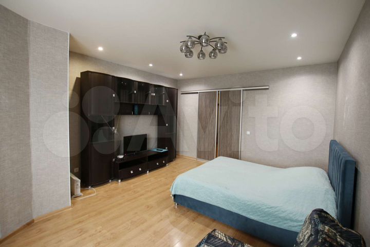 1-к. квартира, 64 м², 10/18 эт.