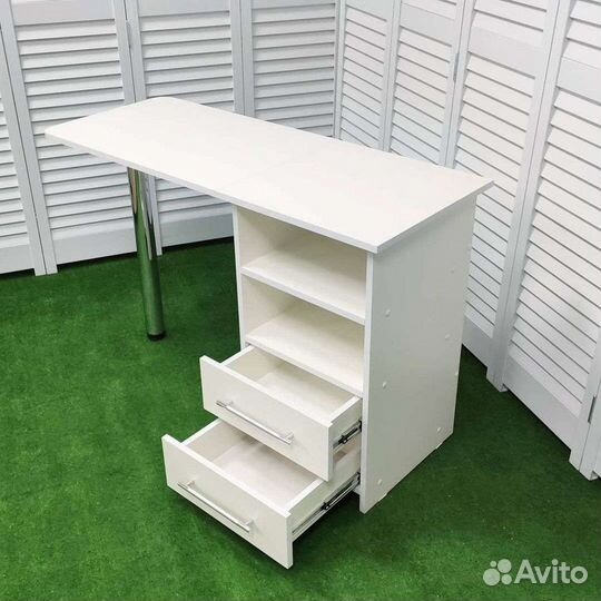 Маникюрный стол / комплект