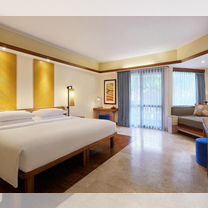 Сеть школ сёрфинга на Бали