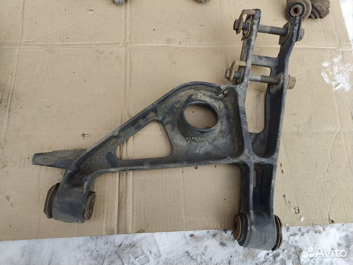 Рычаг Cadillac Seville