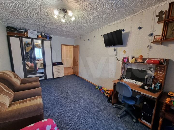 2-к. квартира, 48 м², 1/5 эт.