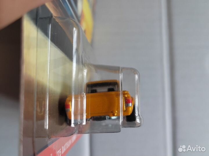 Hot Wheels 75 Datsun Sunny Truck