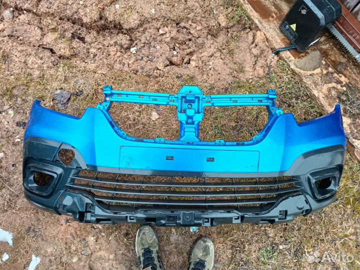 Бампер renault sandero