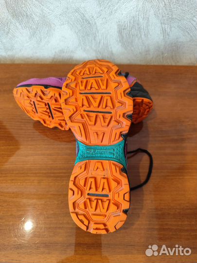 Кроссовки детские