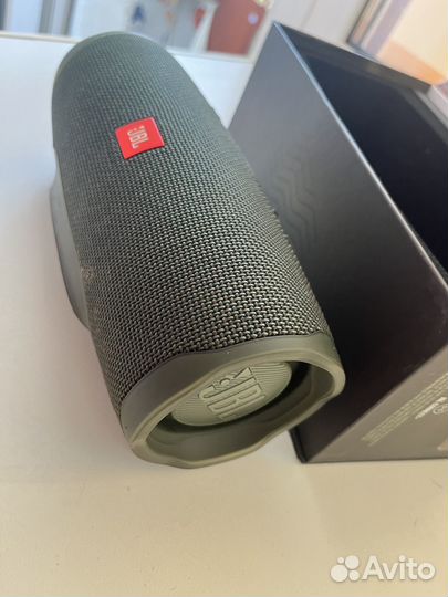 Колонка jbl charge 4