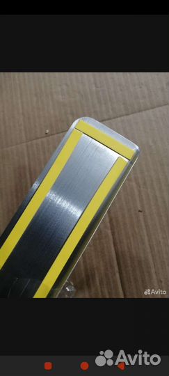 Накладки на пороги волга