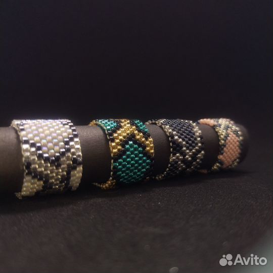 Украшения из бисера — кольцо