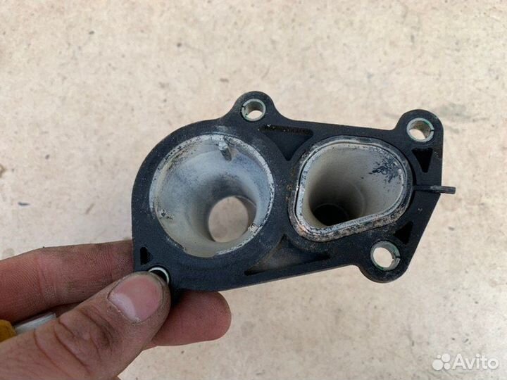 Корпус термостата Ford Focus 3 хетчбэк 1.6 pnda