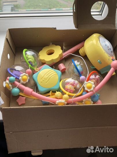 Музыкальная карусель на кроватку