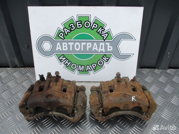 Суппорт тормозной передний Hyundai Starex H1