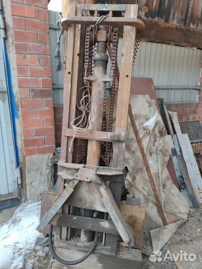 Фронтальный погрузчик на мтз