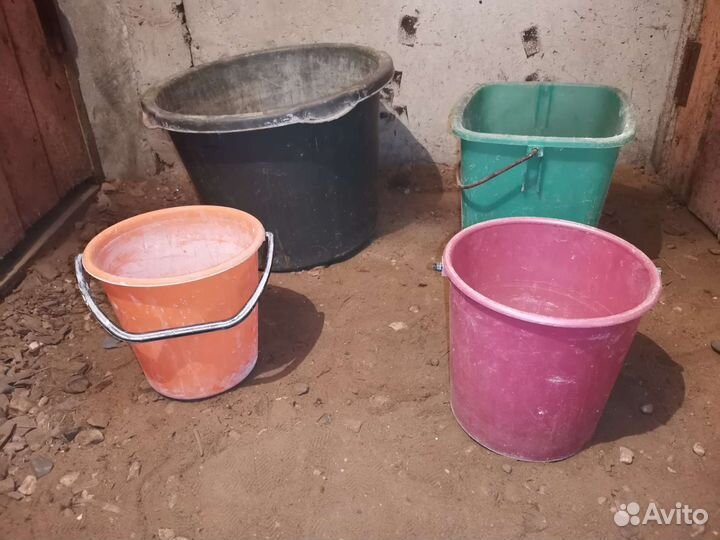 Ведро круглая емкость