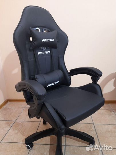 Компьютерное кресло игровое (геймерское)