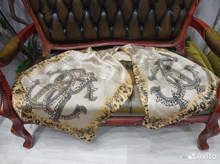 Палантин roberto cavalli шелковый италия