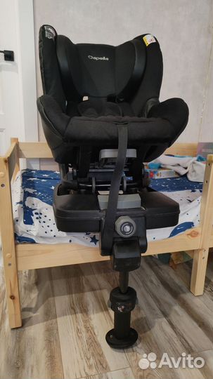 Автомобильное кресло