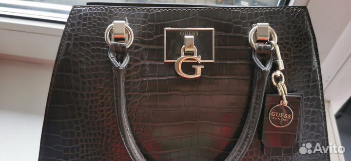 Сумка guess новая оригинал
