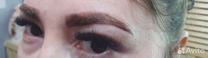 Перманентный макияж бровей