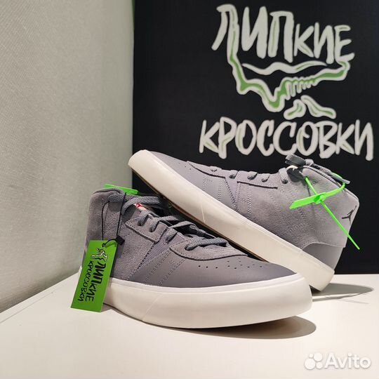 Оригинальные кроссовки Nike Jordan Series Mid Grey