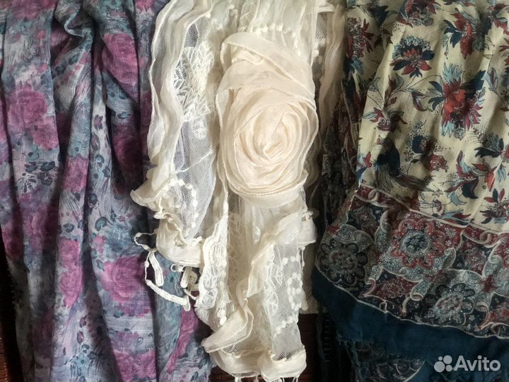 Шарфы платки легкие разные натурал ткань