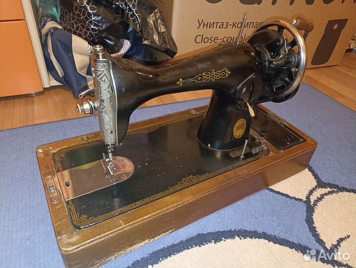Швейная машина Подольского механического завода